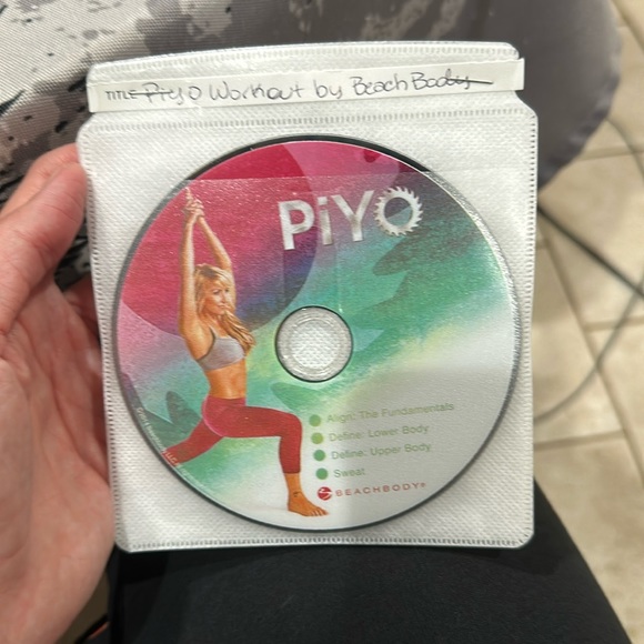 PiYO Workout DVDS - Picture 1 of 1